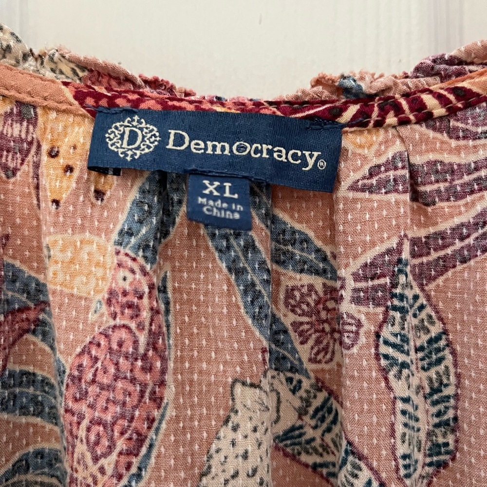Democracy Multicolor Jungle Print Blouse - Picture 3 of 8